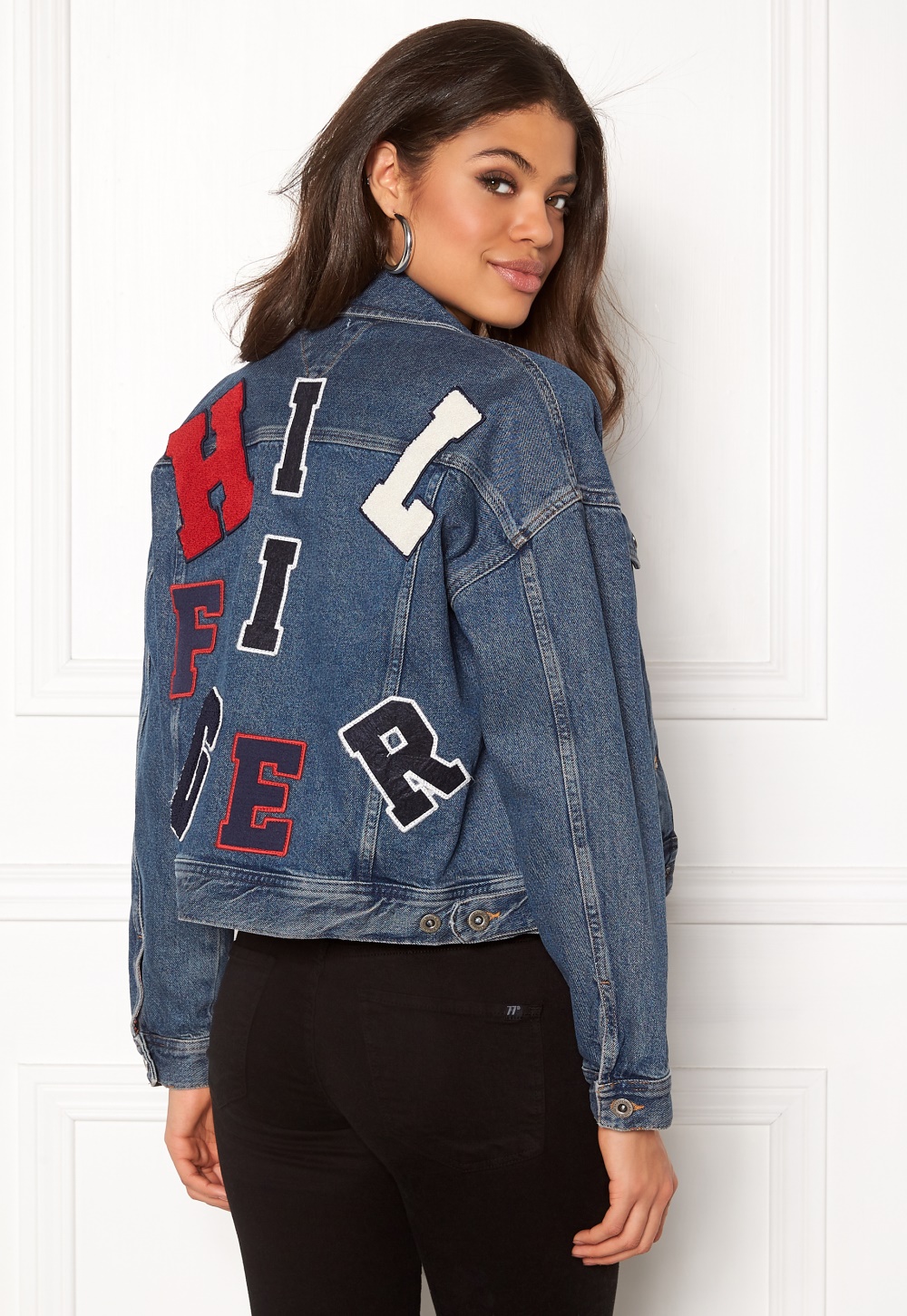 tommy hilfiger jeans letters