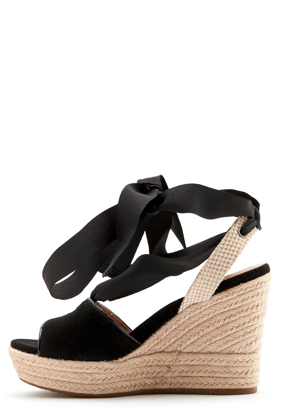 ugg shiloh wedge