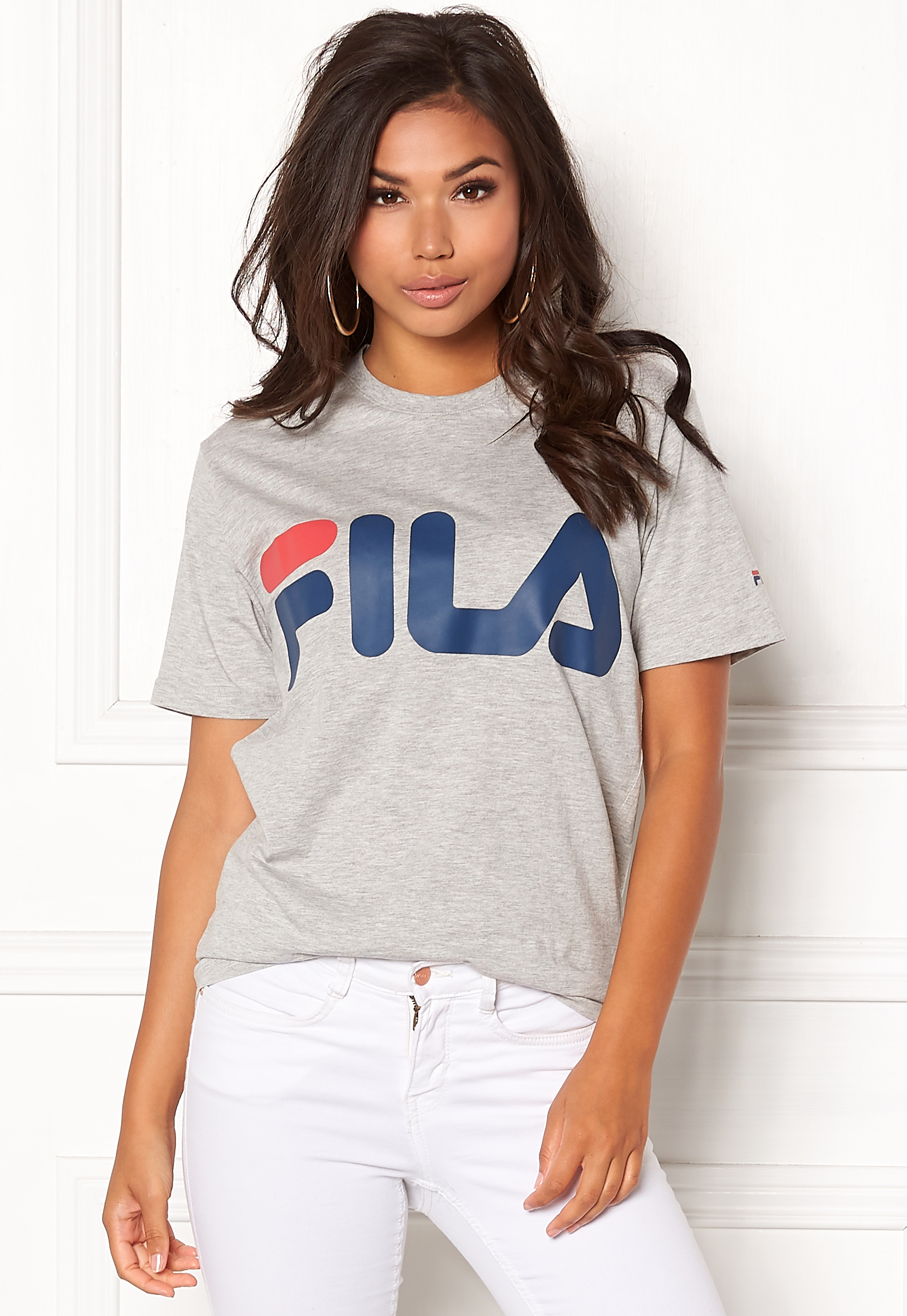 grey fila t shirt