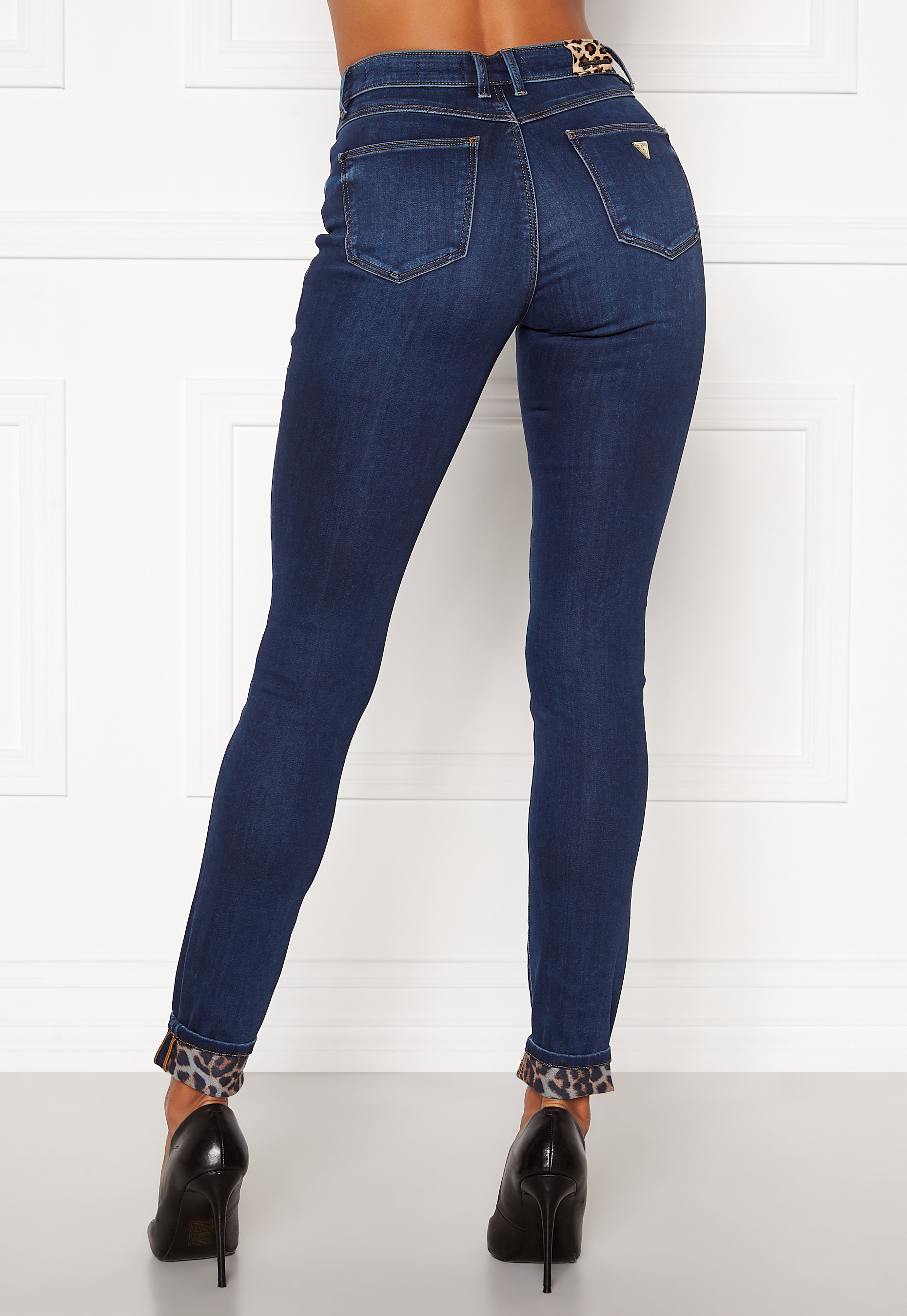 guess 1981 skinny jeans