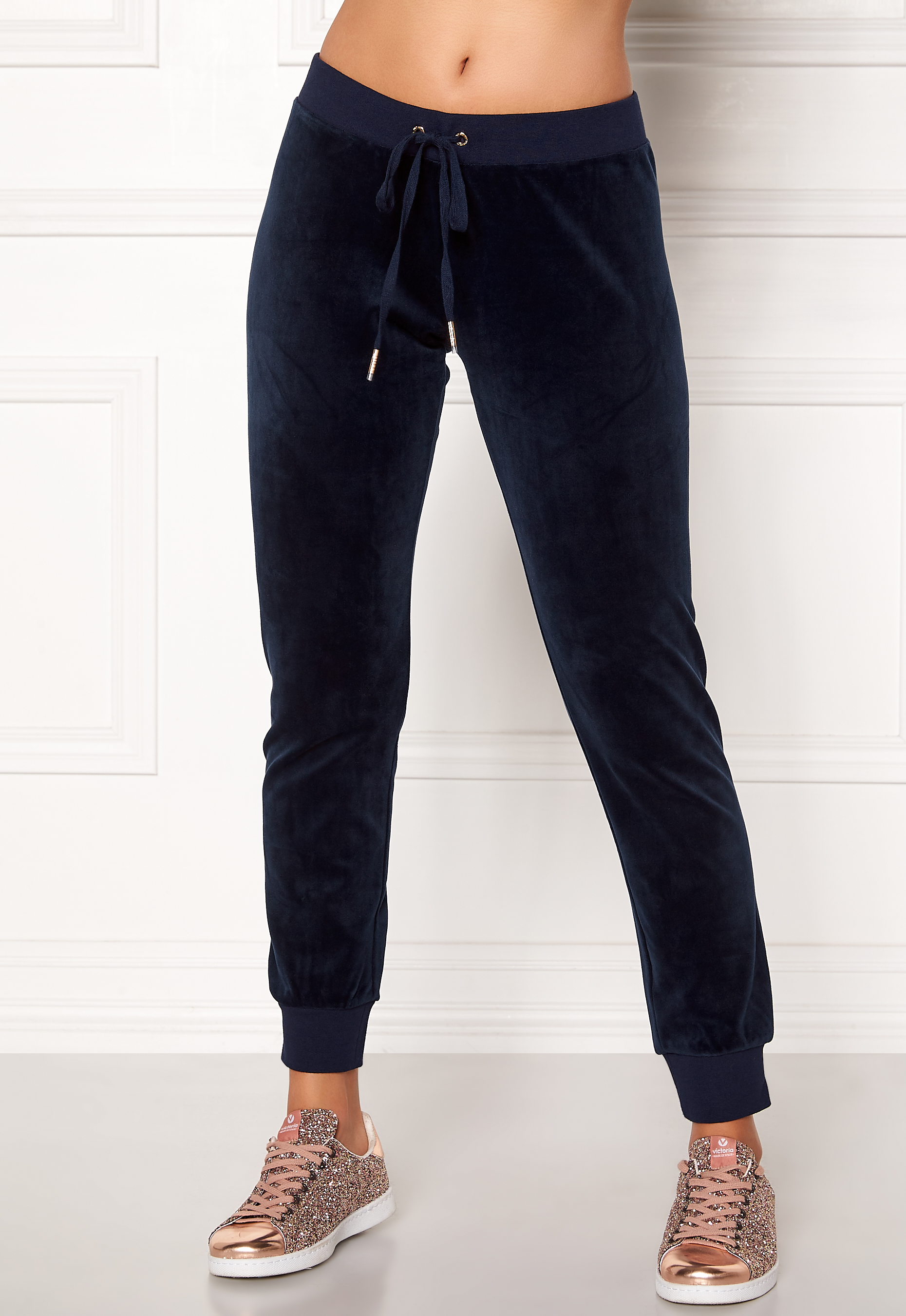 juicy couture navy velour pants