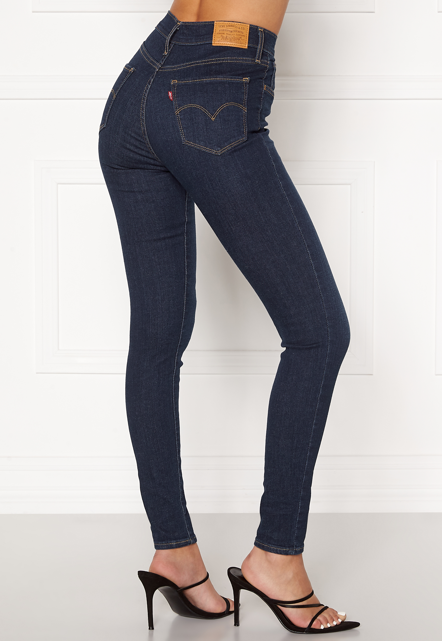 classic high waisted levi jeans