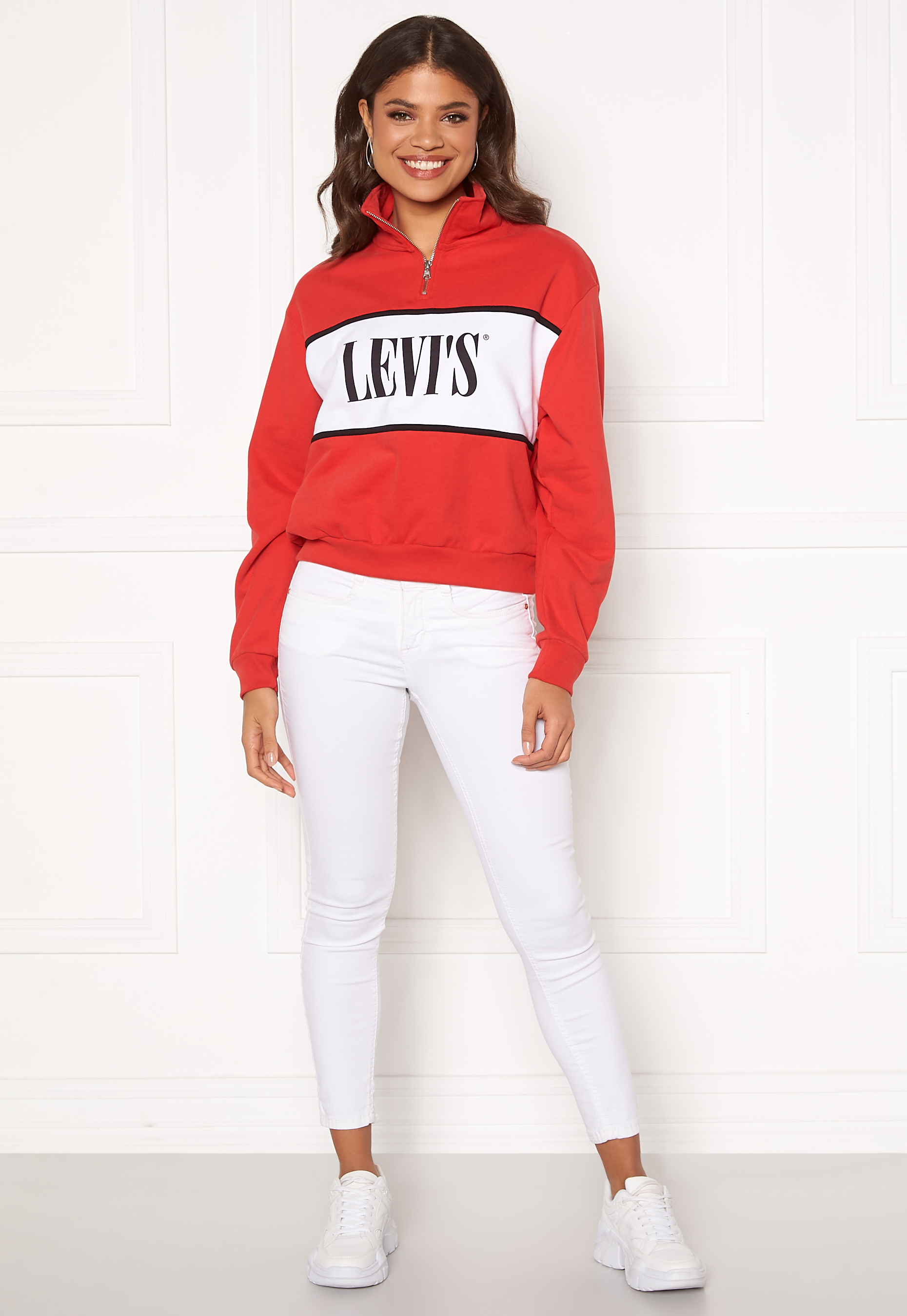 levi's logo sweatshirt