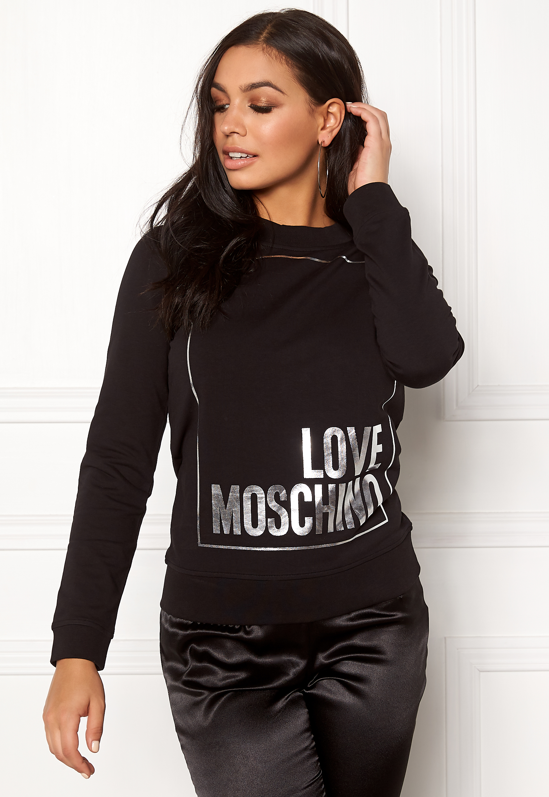 love moschino sweater