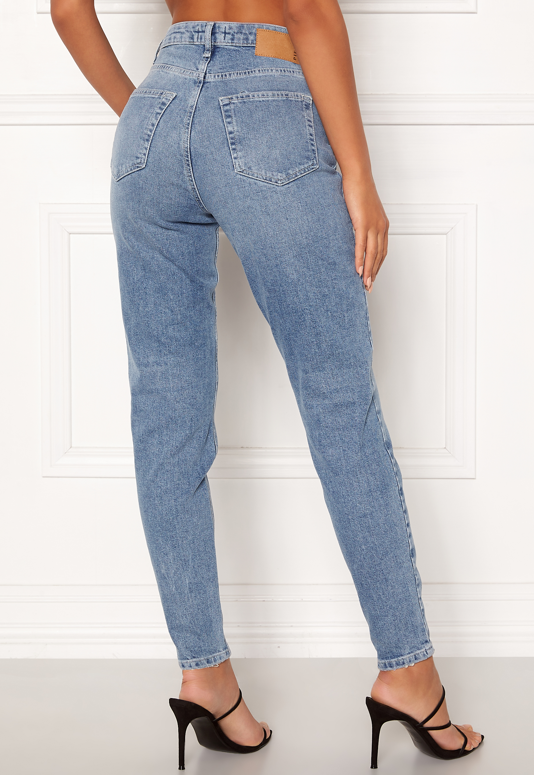 mom jeans pieces