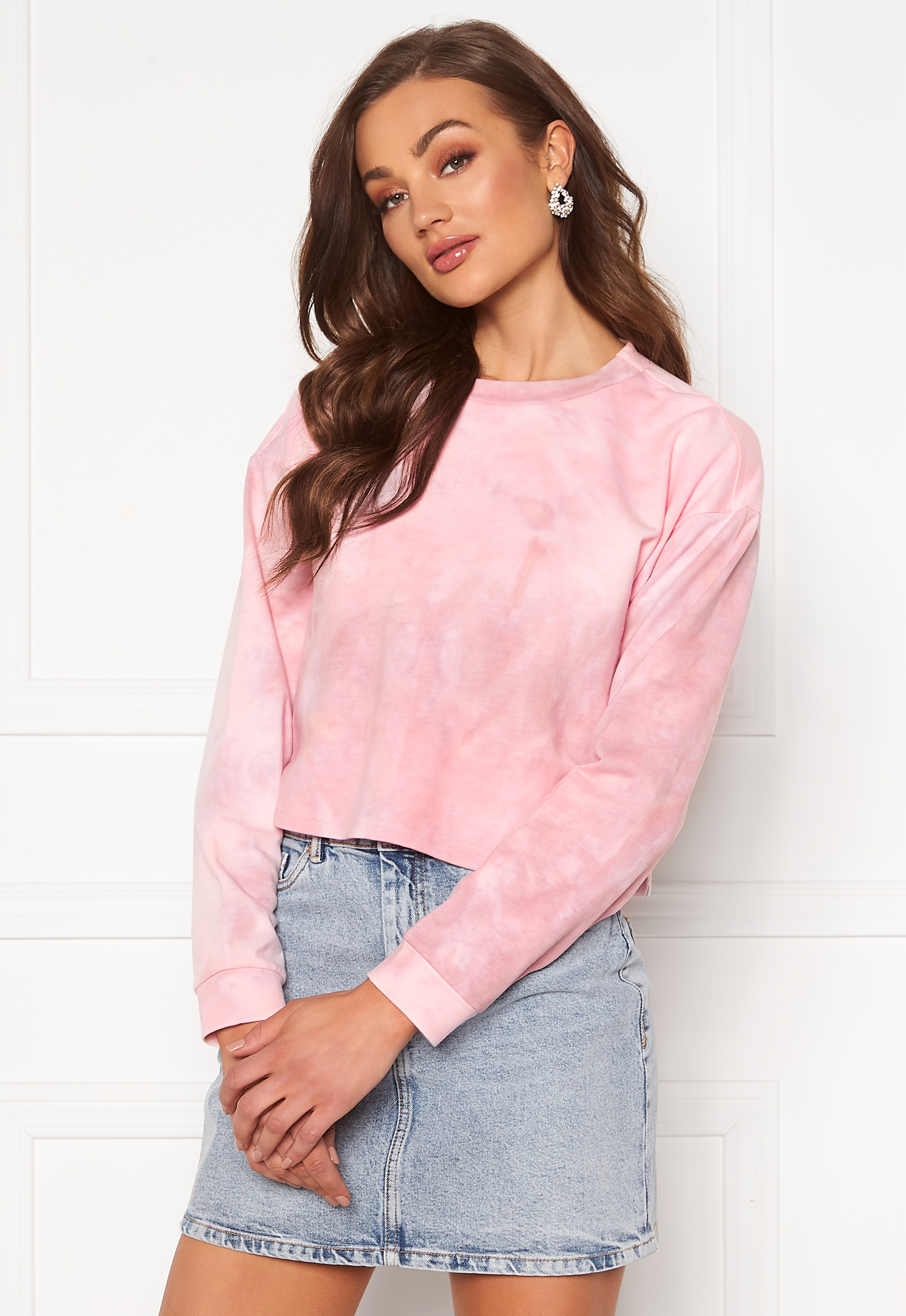 pink short sweater