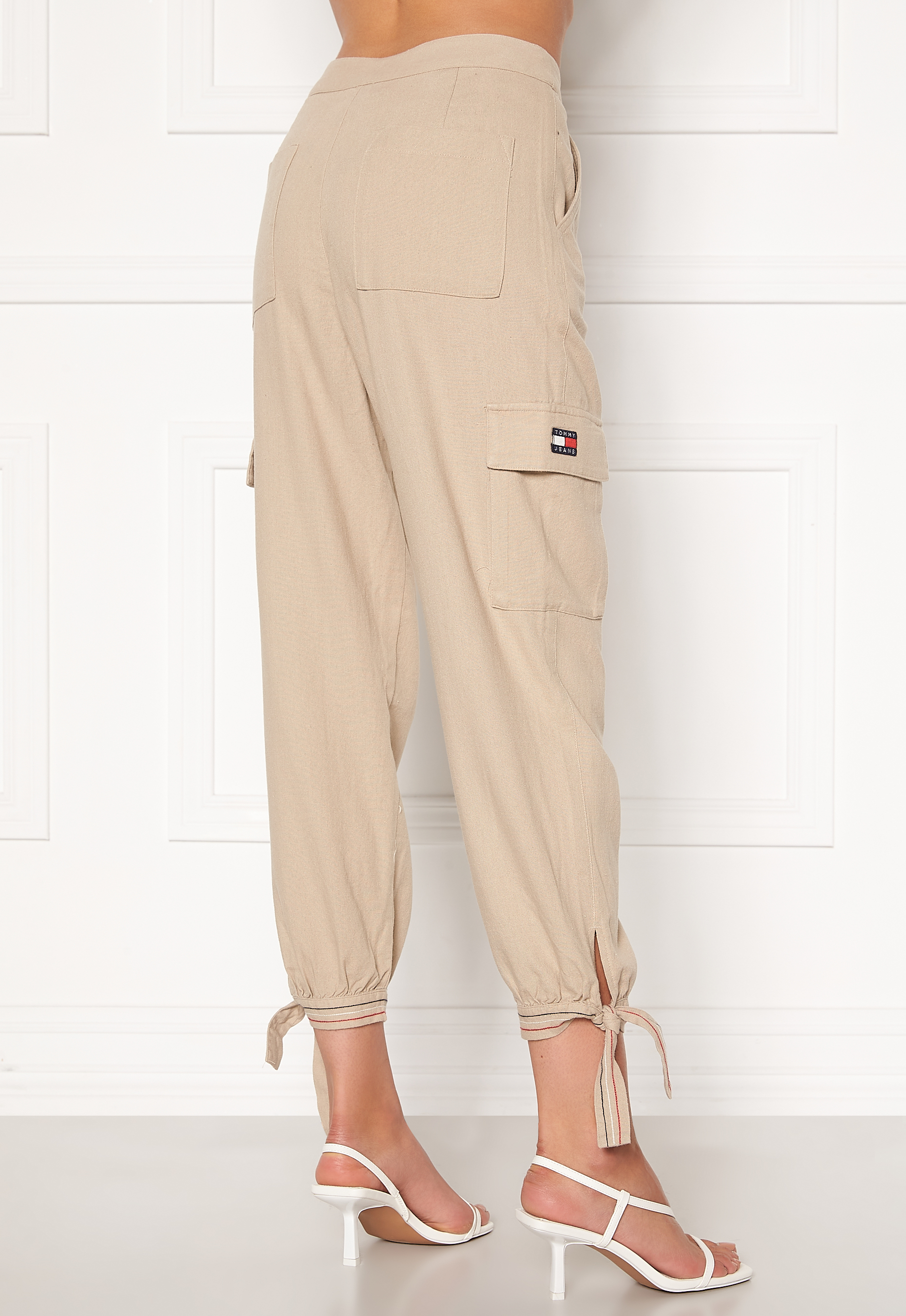 tommy jeans cargo jogger