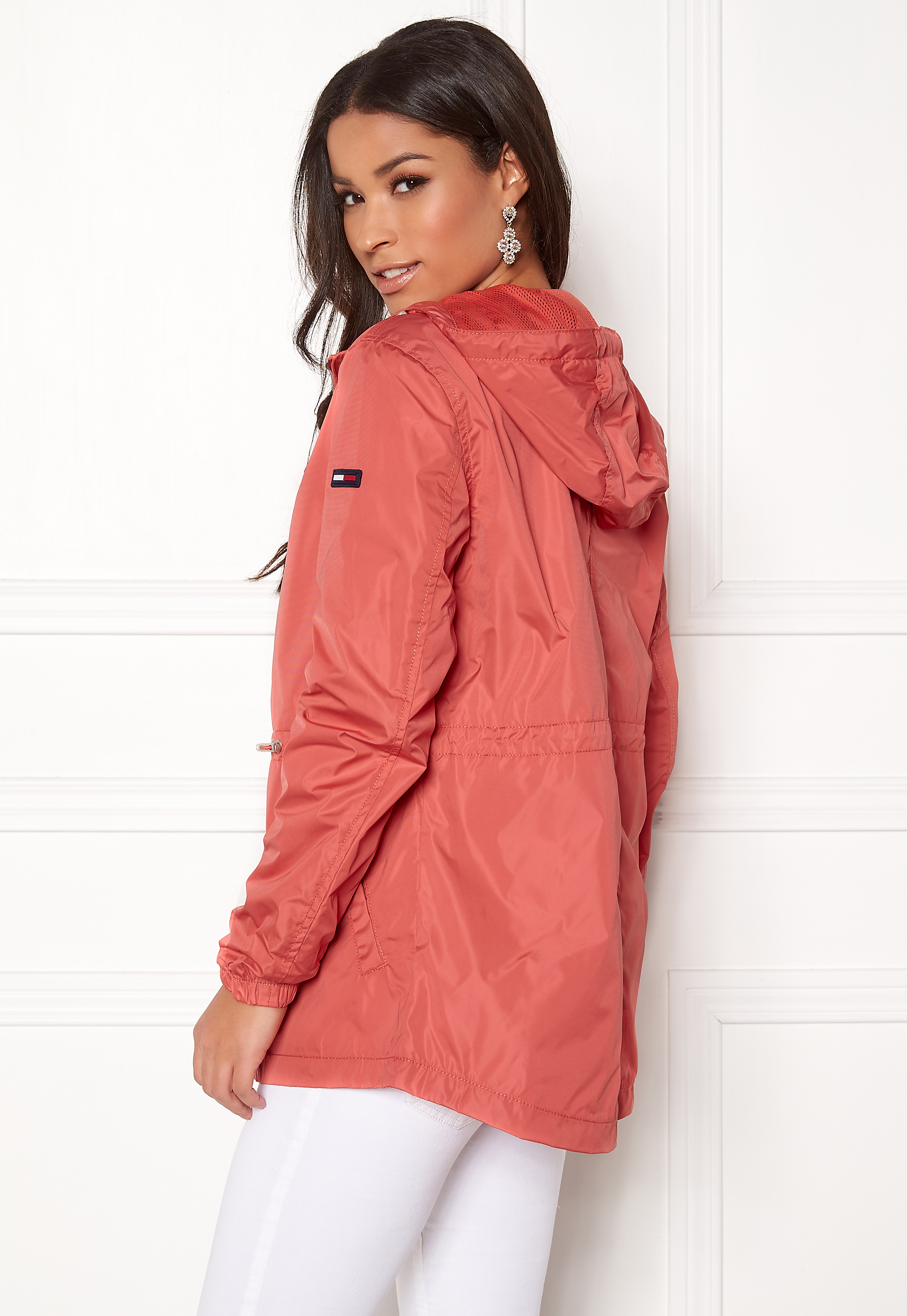TOMMY JEANS Essential Jacket 689 Spiced Coral - Bubbleroom