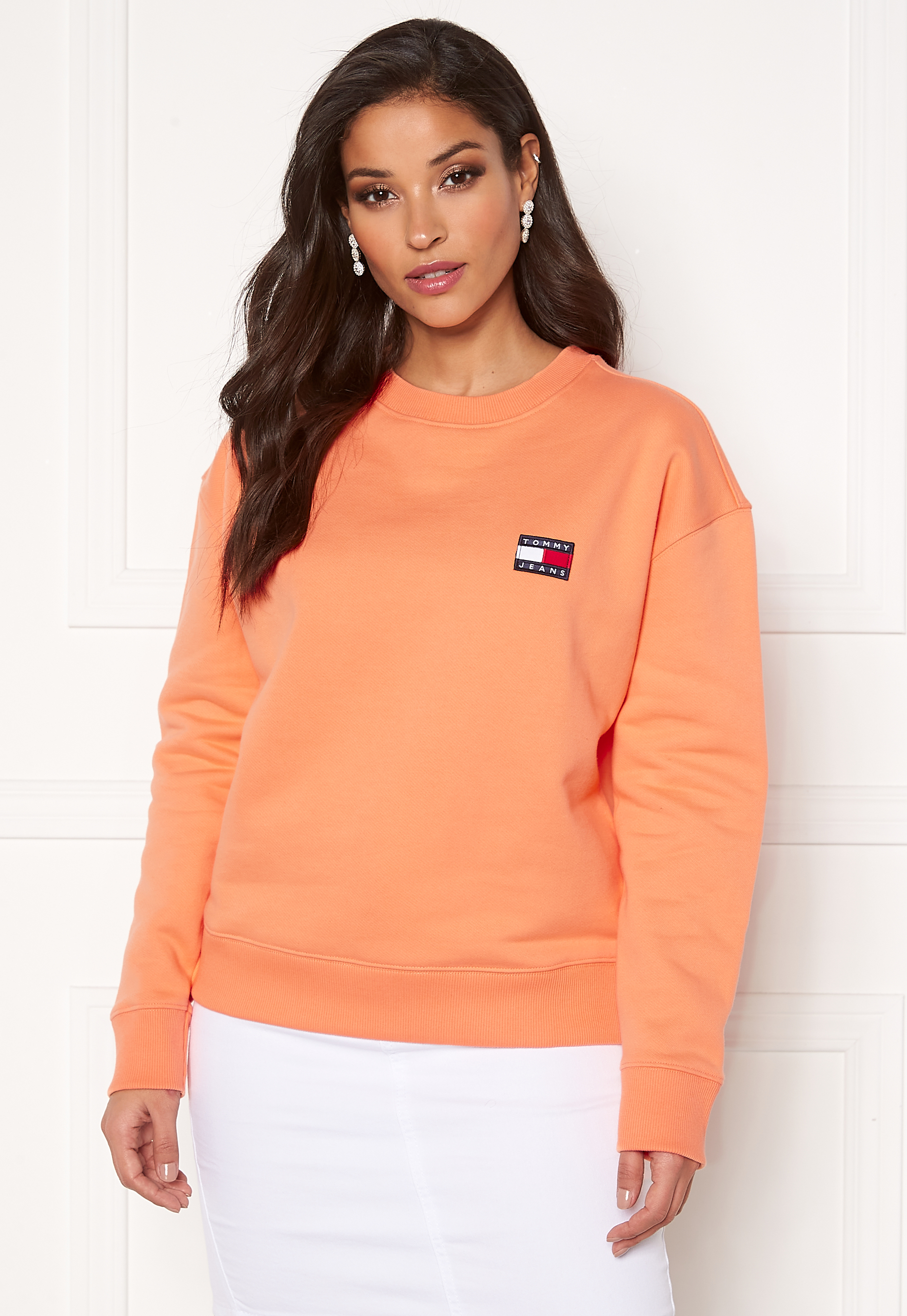 tommy badge crew sweatshirt