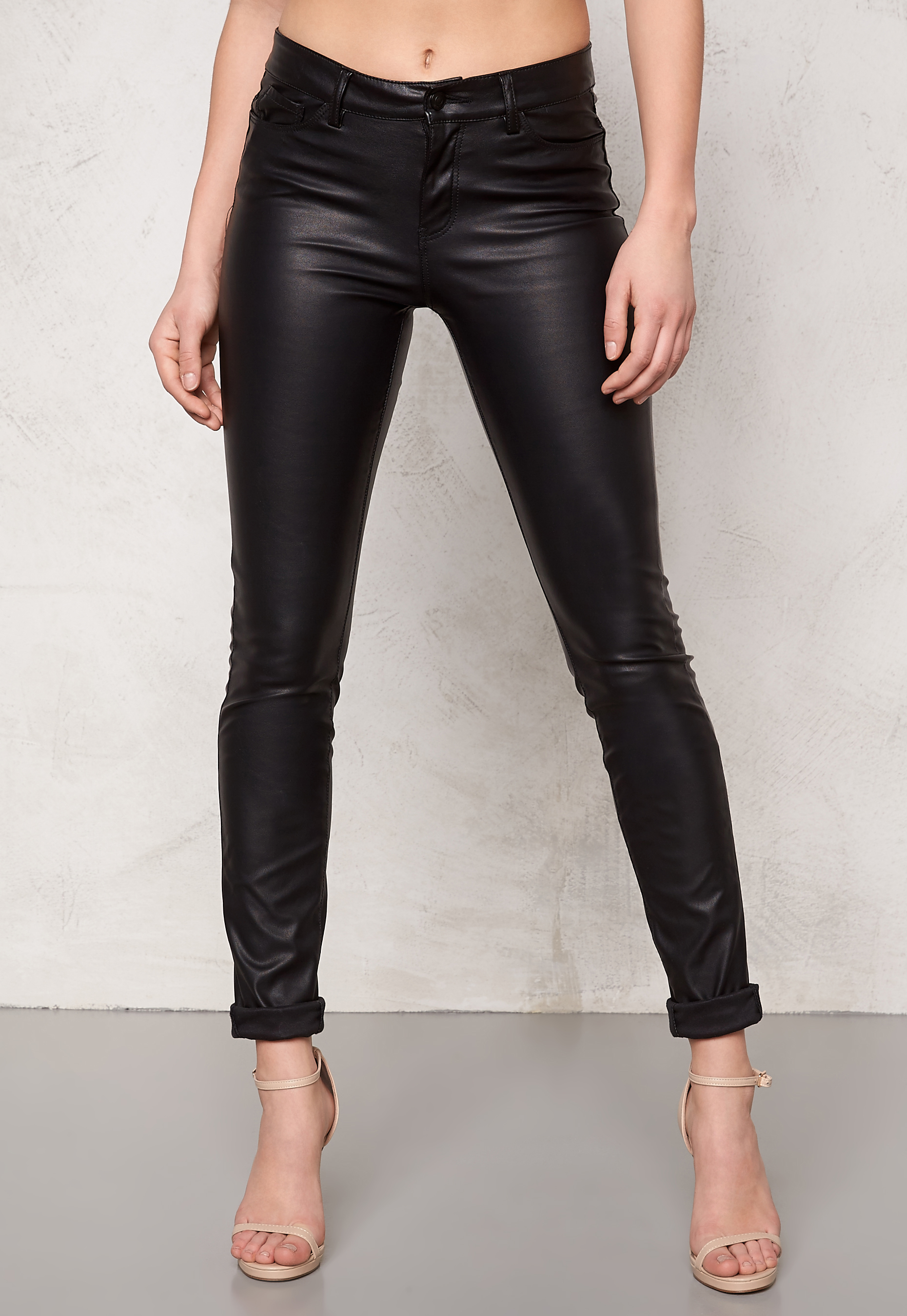 vero moda leather pants
