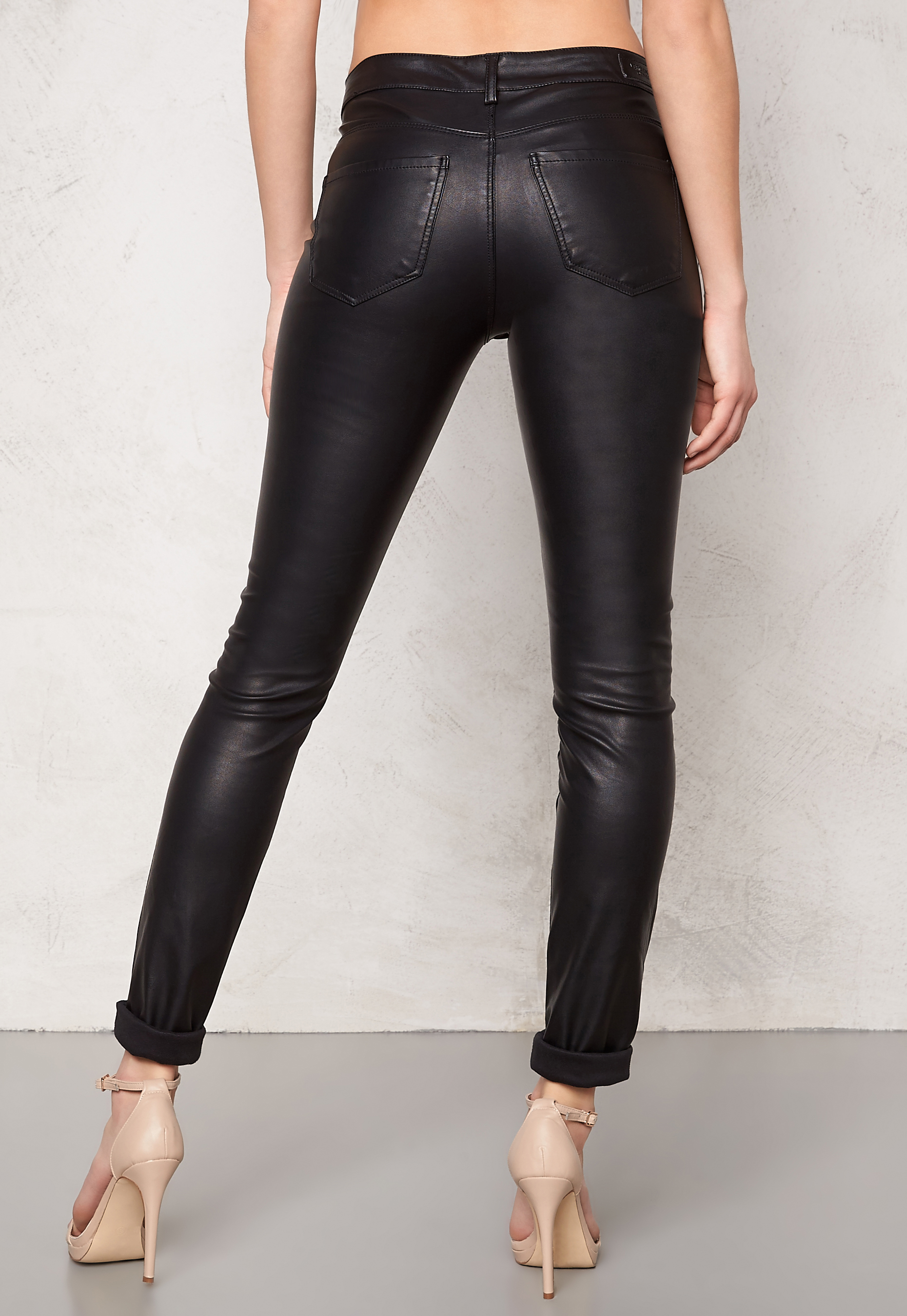 vero moda leather pants