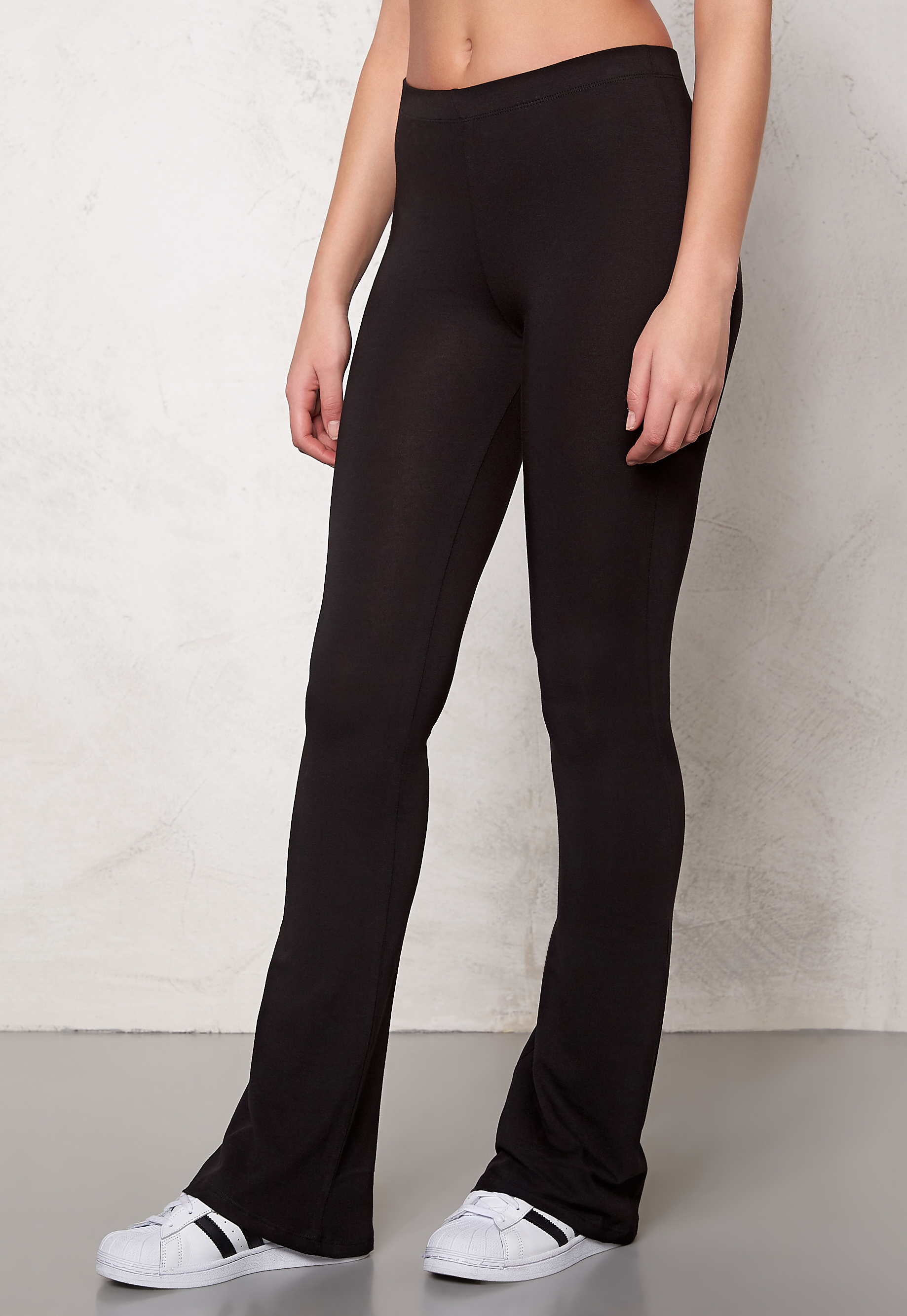 VILA Officel flared pants Black - Bubbleroom